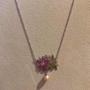 Flower necklace